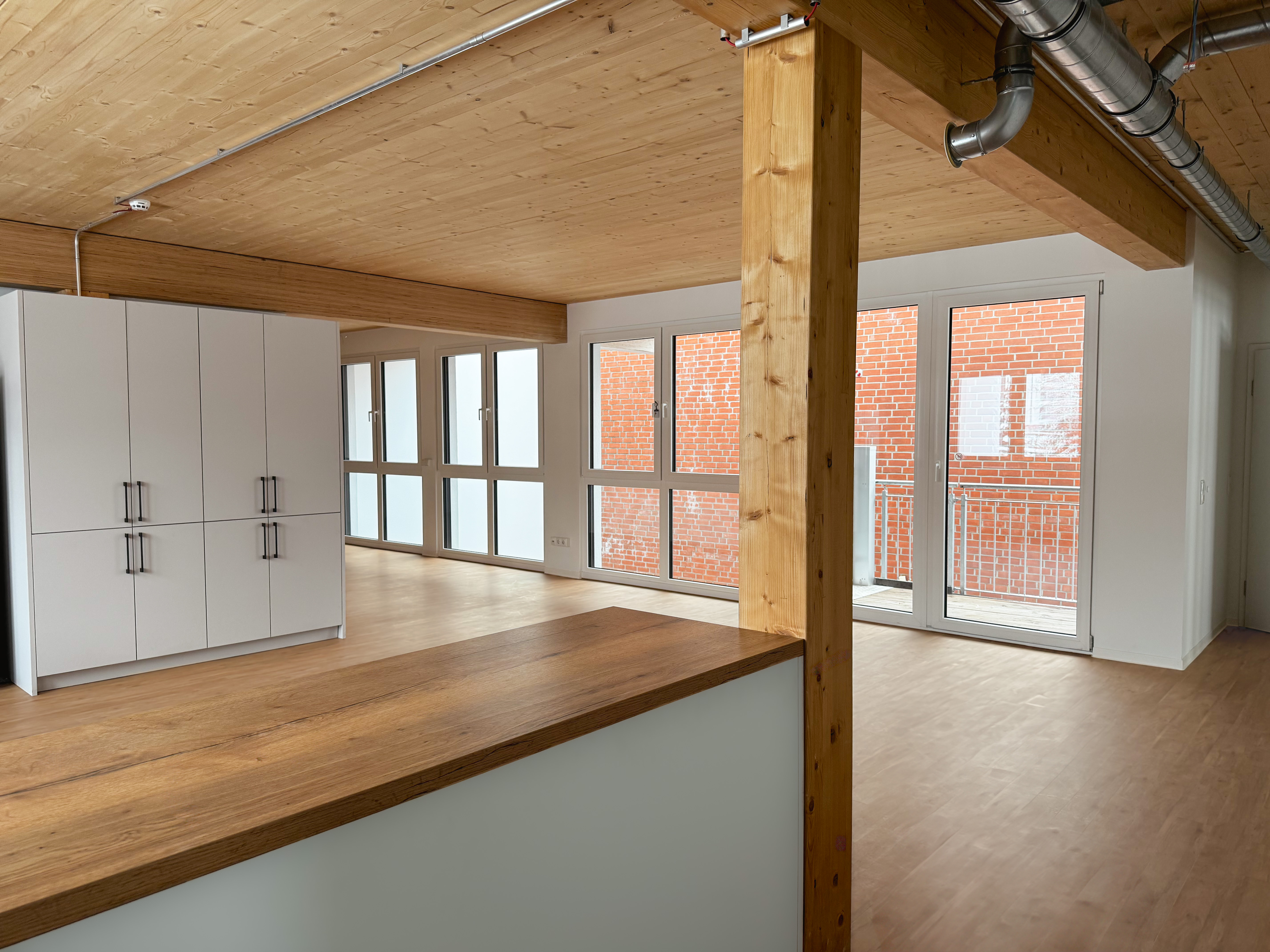 Wasserschadensanierung einer Wohnung in Hamburg – Referenzprojekt Schäfer+Scholtz